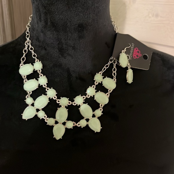 NWT a.n.a. A New Approach Womens Skirt Stretchy - Picture 6 of 8